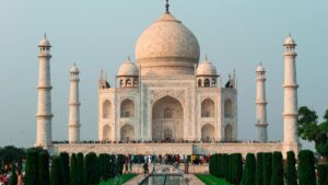 Top 10 Travel Tips to Travel in India