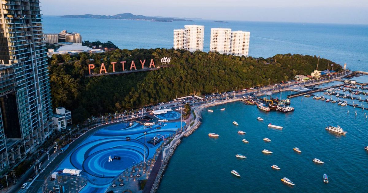 How to Plan a Bangkok–Pattaya Trip in ₹35,000 (Flights, Visa, Hostels, Food & Nightlife)